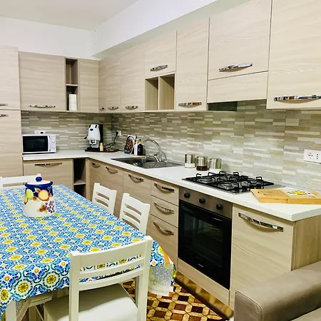 Campofelice Happy Casa Apartment *